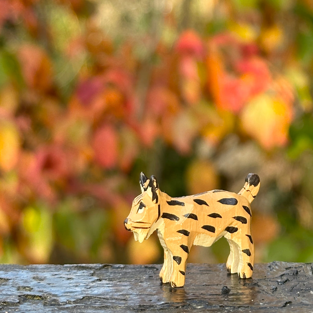 Miniature Wooden Lynx