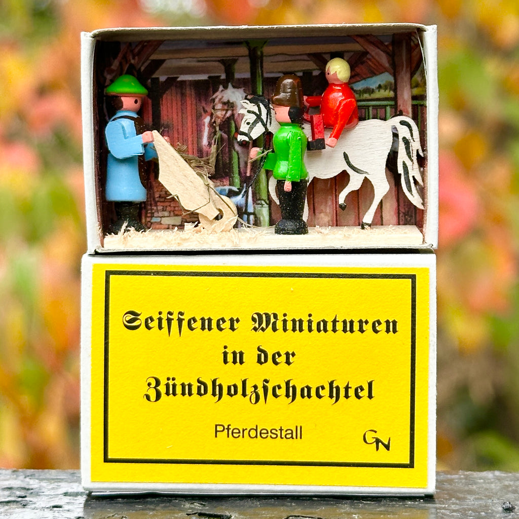 Matchbox Miniature Horse Stable