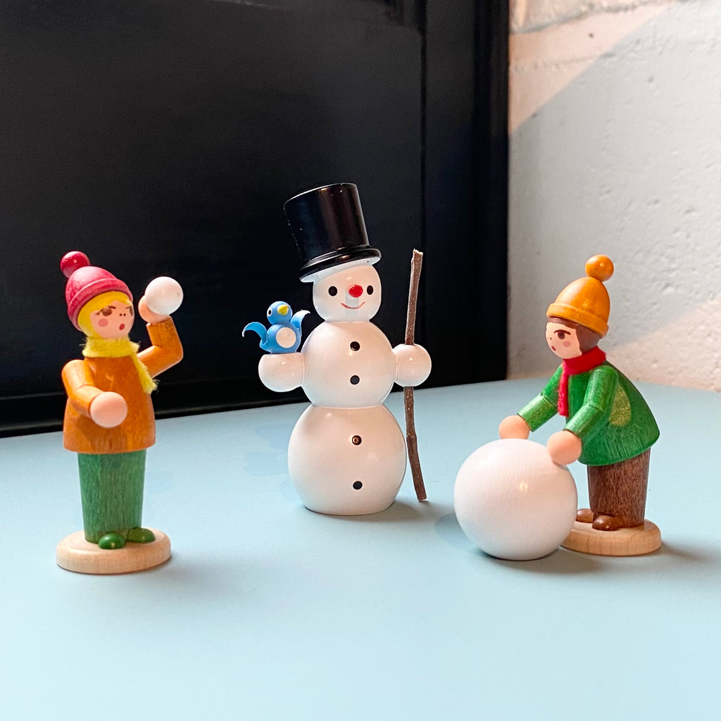 Kids and Snowman