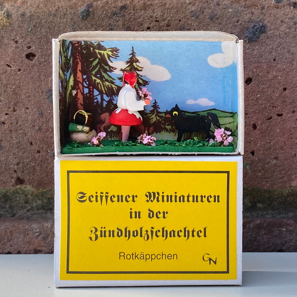 Matchbox Miniature Rotkäppchen