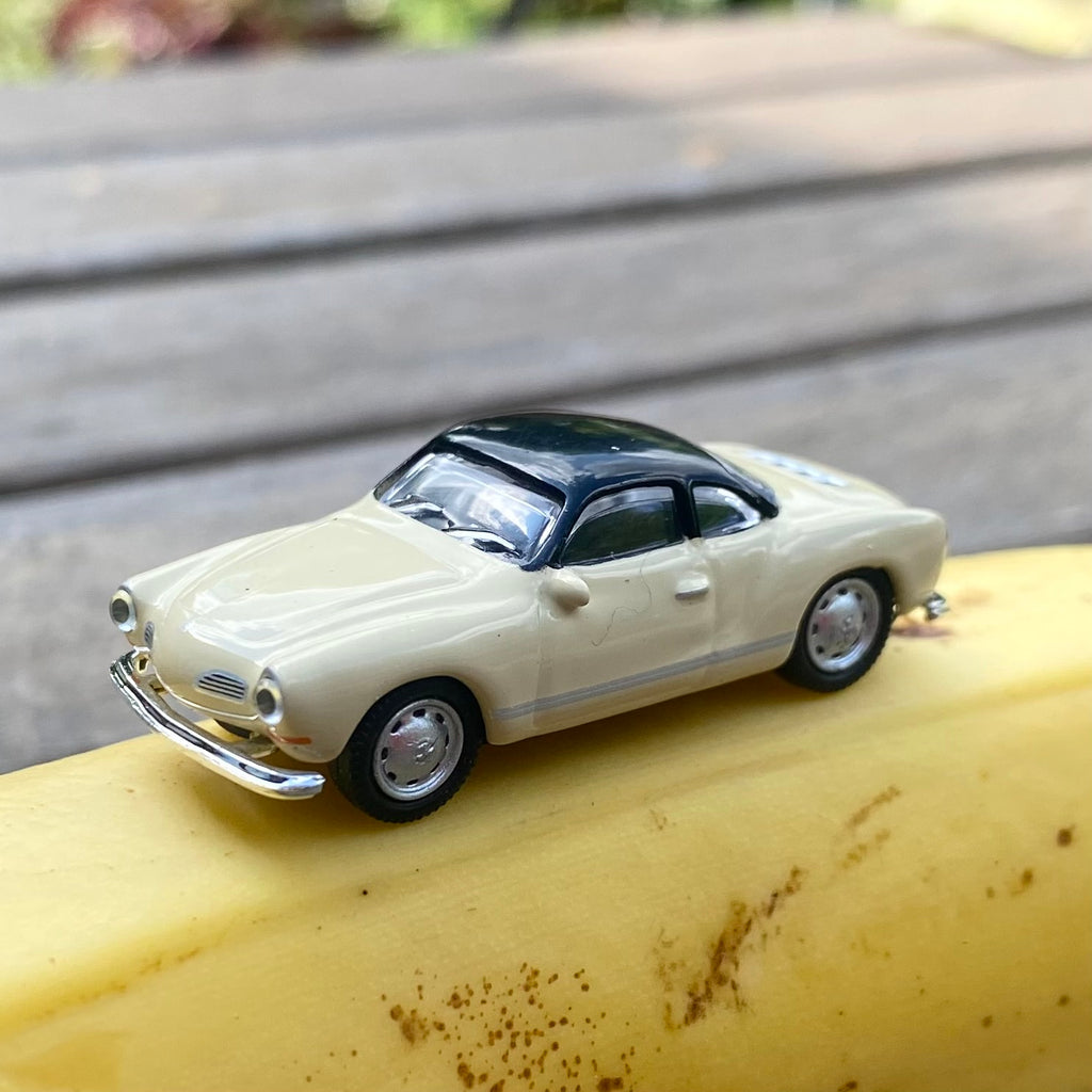 Schuco 1:87 VW Karmann Ghia