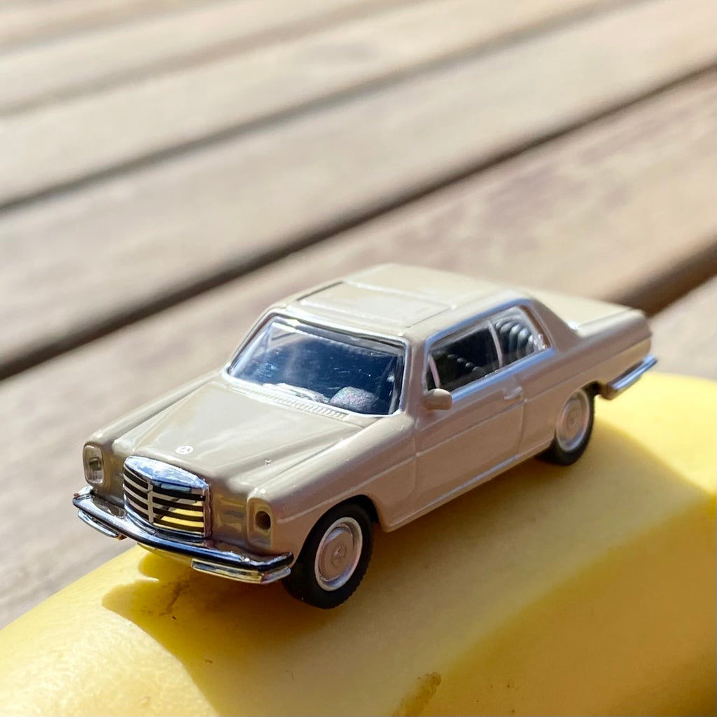 Schuco 1:87 Mercedes-Benz /8 Coupé