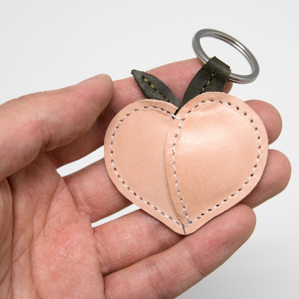 Little Peach Keyring
