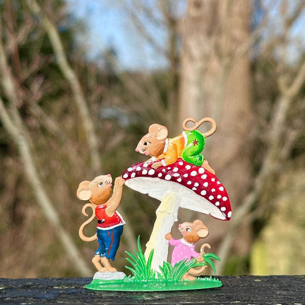 Three Mice and a Toadstool