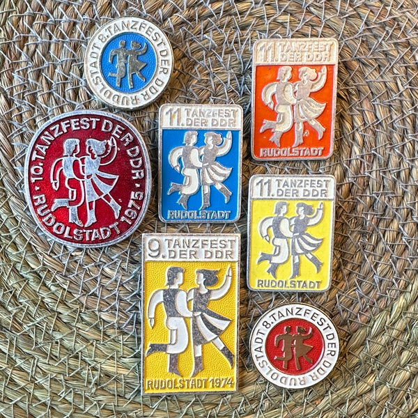 Vintage Pin Badges - Tanzfest der DDR