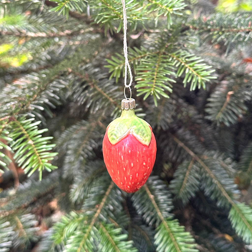 Strawberry Tree Decoration