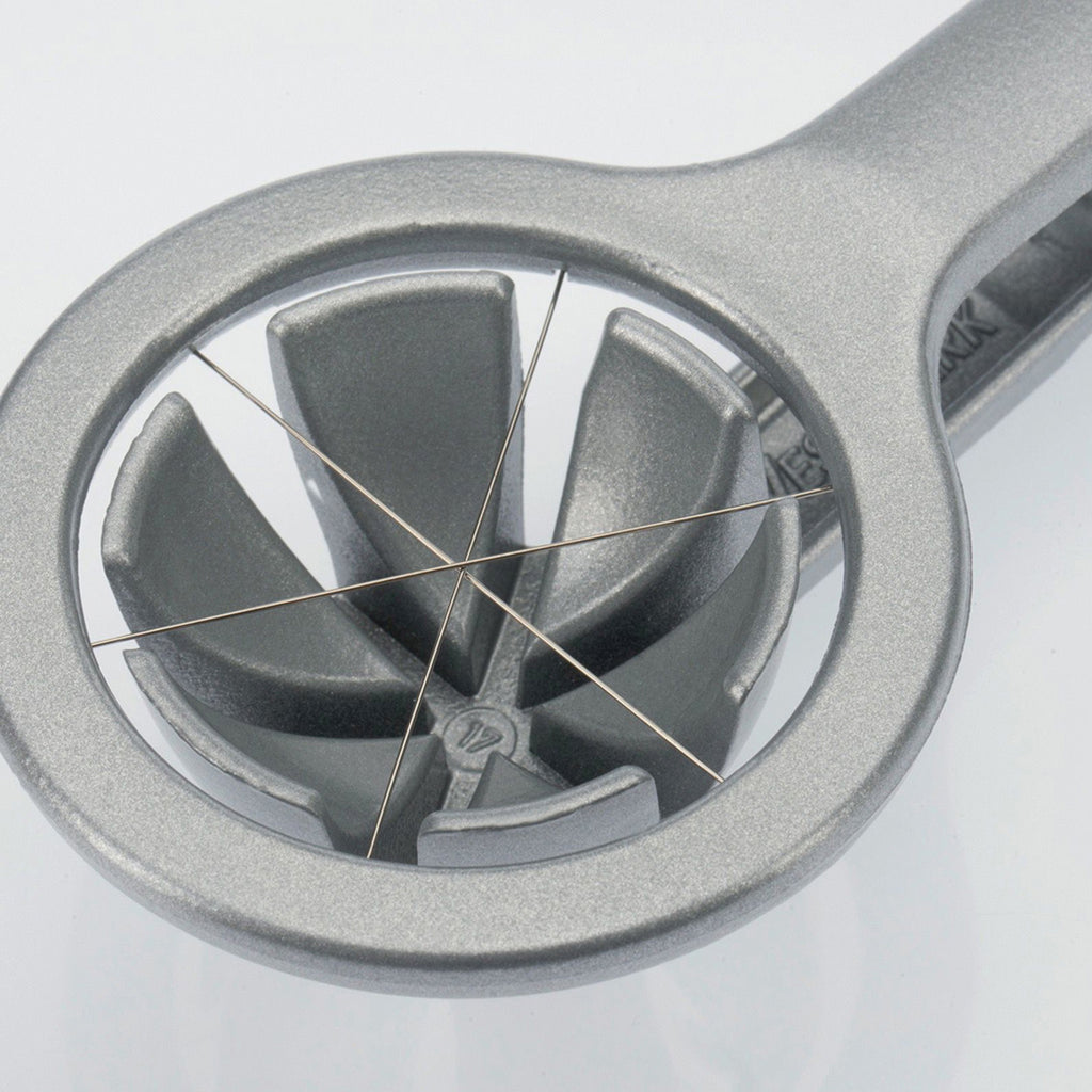 'Columbus' Egg Cutter