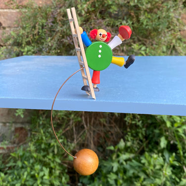 Swinging Clown