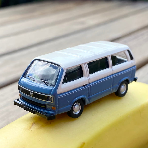 Schuco 1:87 VW T3b Bus L