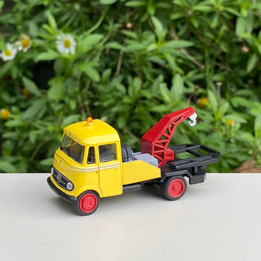 Schuco 1:87 Mercedes-Benz L319