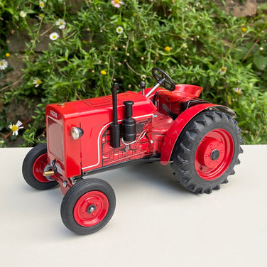 Fahr F22 Wind-Up Tractor